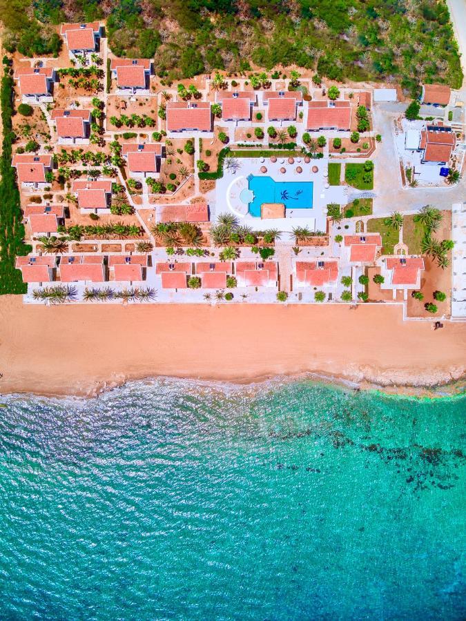 Long Beach Villas Famagusta  Exterior foto